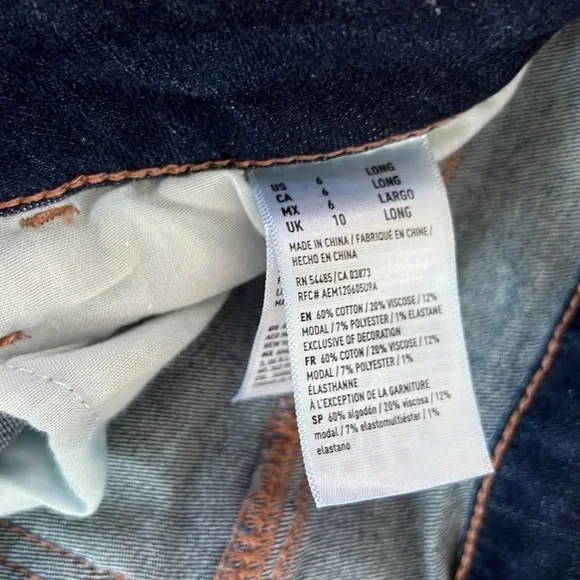 American Eagle distressed jeans - Picture 3 of 5